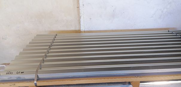 Vlnitý pozinkovaný plech 0,6 x1070x2500 mm